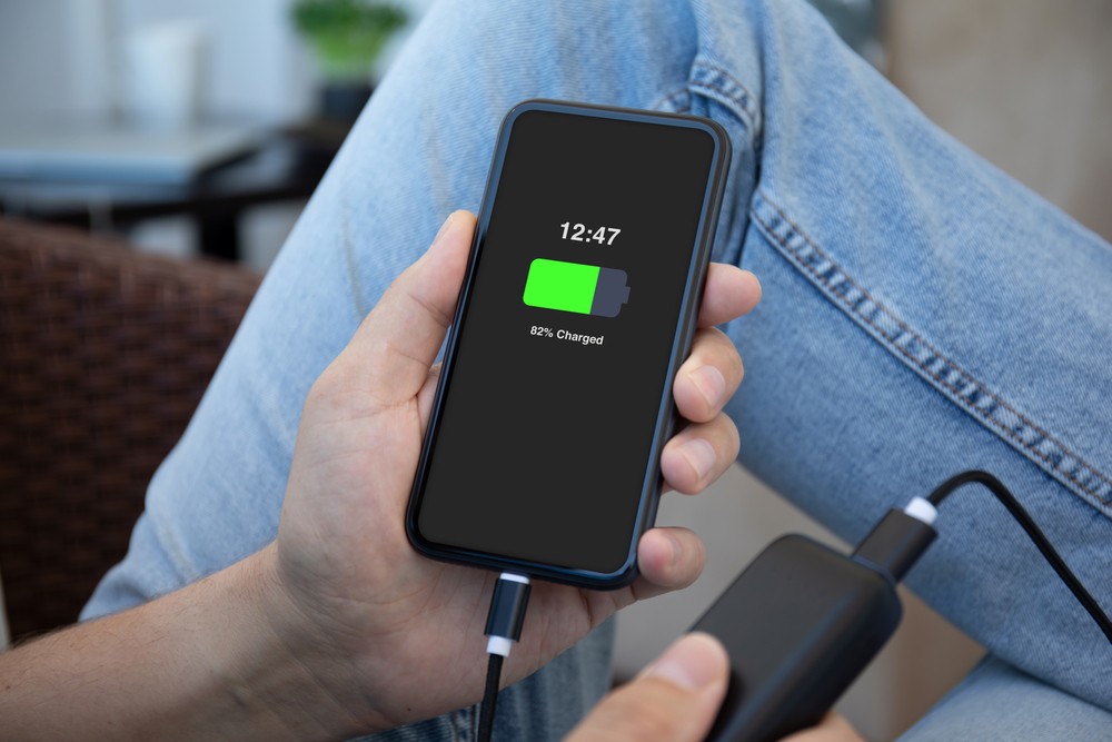 5 Important lessons from ‘the proper way to charge your iPhone to retain 100% battery capacity’ can teach us about running a business.